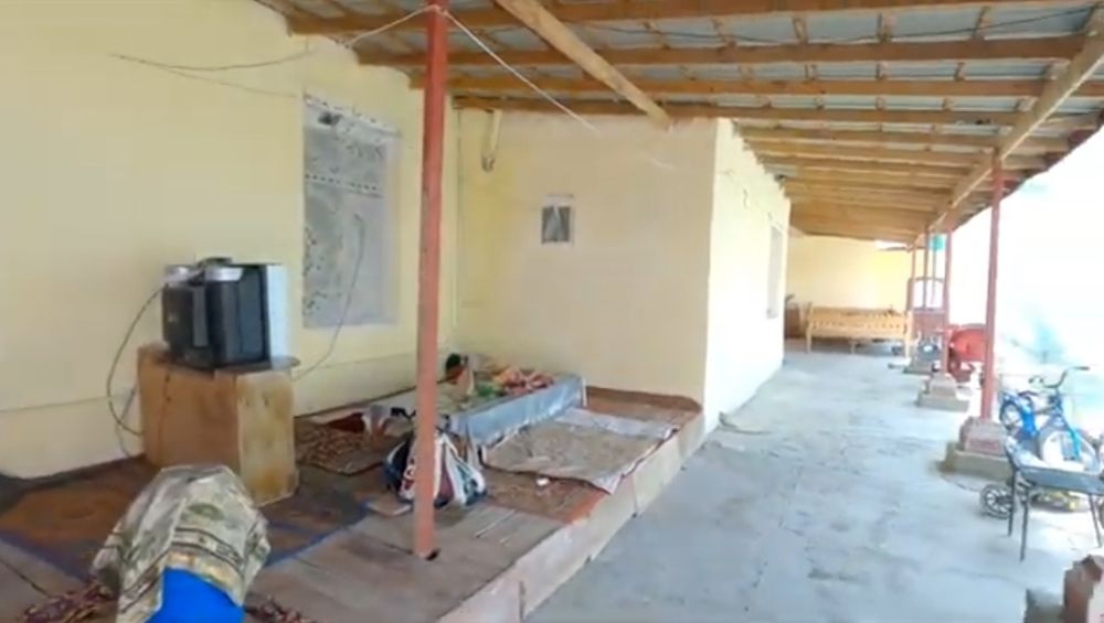 6 сотик жой урни + тераска ва 2 хона.