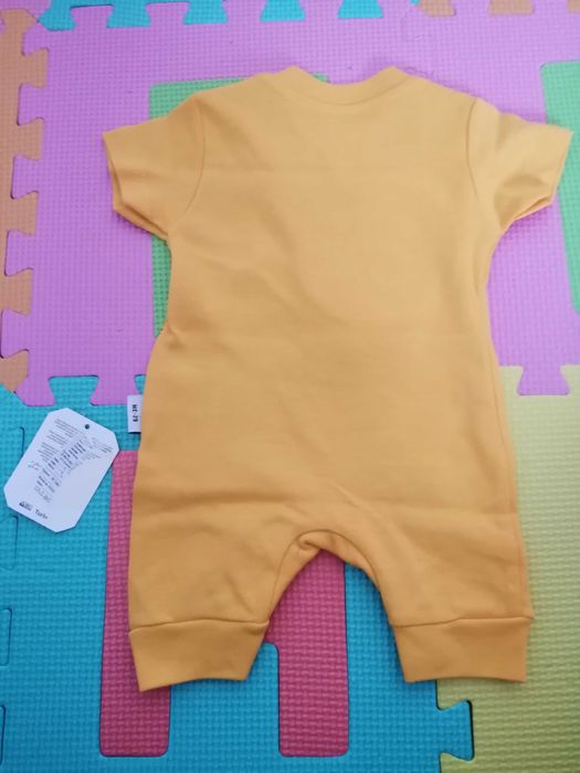 Нова бебешка къса дрешка 3 м. 62 см. и Бебешки ромпър от 0-3м.