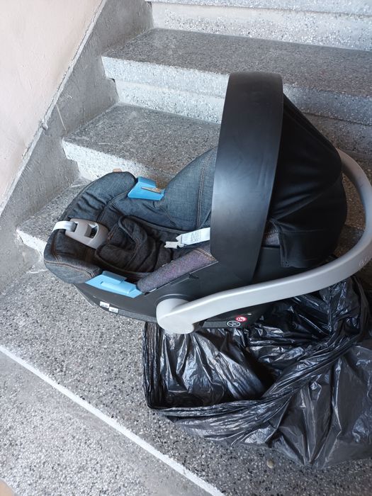 Бебешко  кошче   за  кола