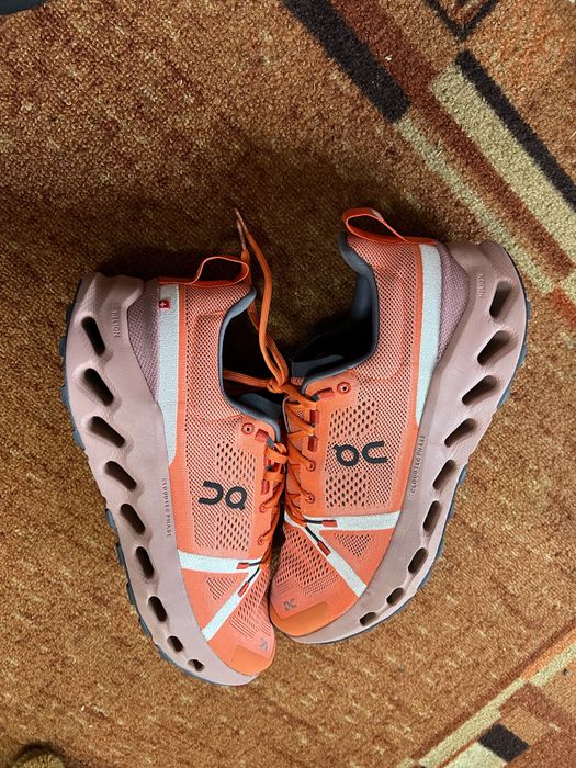 ON Cloudsurfer Trail номер 44/5