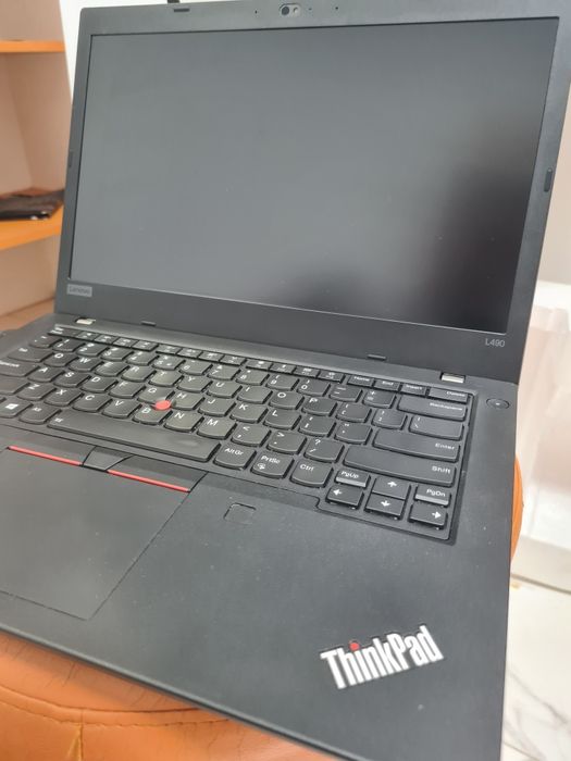 Lenovo ThinkPad L490 Intel i7 Gen 8 | 8GB RAM | Defect / Pentru Piese