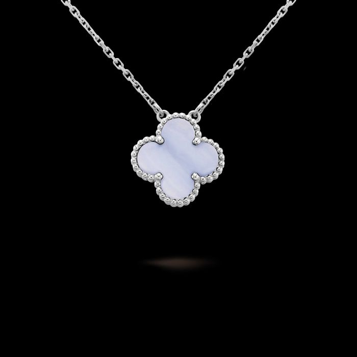 Van Cleef & Arpels VCA Gold Chalcedony Alhambra Clover Дамско Колие