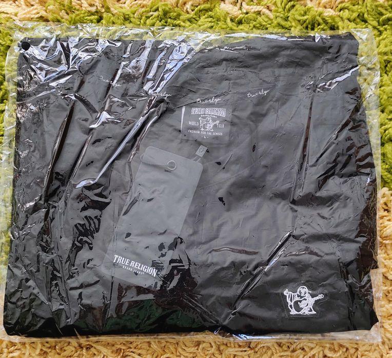 Футболка True Religion. Фирма