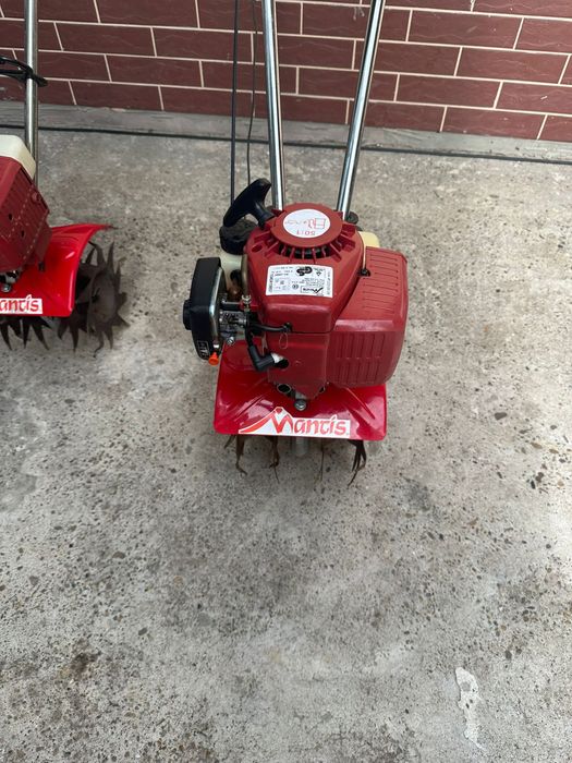 Motosapă flori si randuri