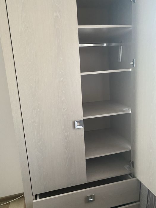 Dulap haine stare excelenta