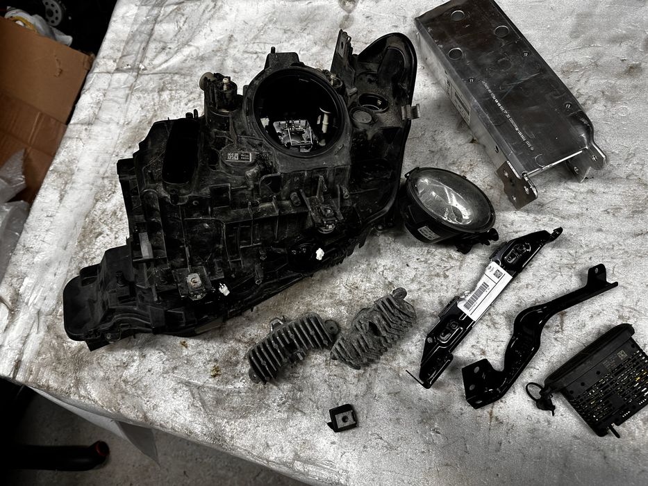 Far dreapta bi xenon led bmw seria 3.F30.F31.