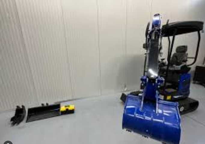 Miniexcavator 1800kg motor Kubota, nou, TVA deductibil