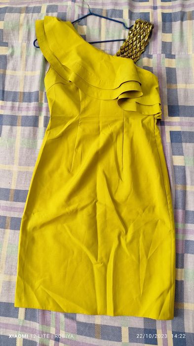 Ayollar Vecherniy kiymi razmer 44 46