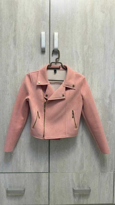 Куртки для девушек