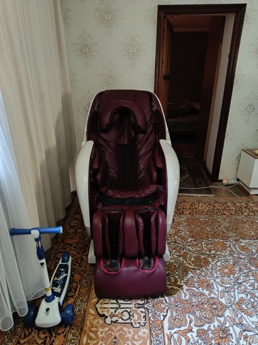 Продам массажное кресло