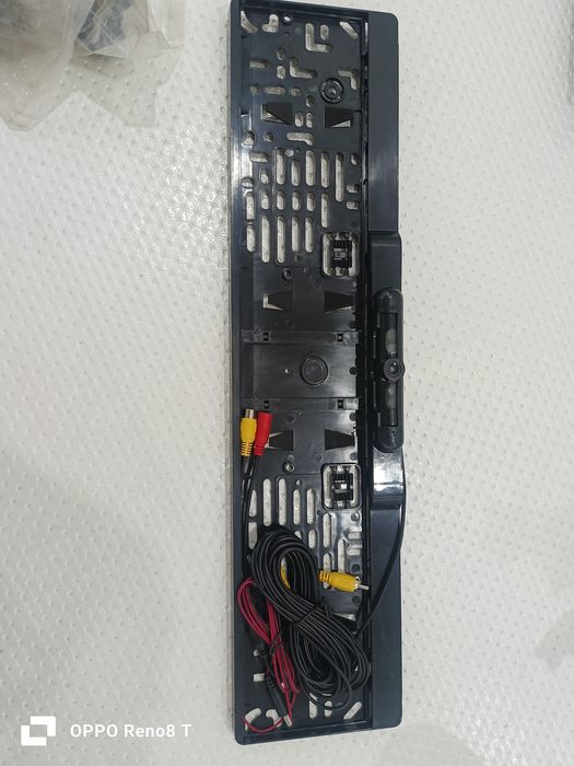 Продам подномнрник с задней камеройой