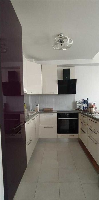 Дава се под наем Двустаен апартамент в Бургас, Зорница - 53 кв.м за 178.5 € - Снимка #2