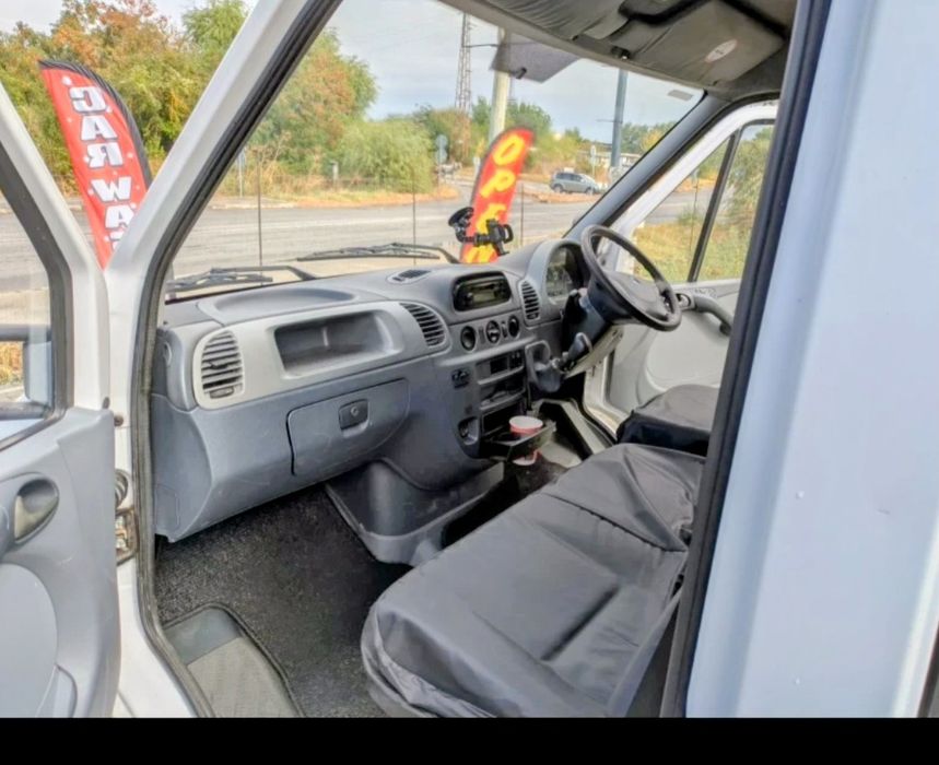 Продавам товарен бус Mercedes-Benz Sprinter 313 CDI двигател OM 611 (2.2 CDI) 2004 г., реални километри, като НОВ!!!