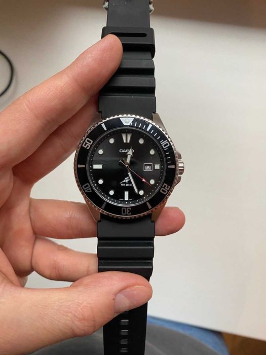 Кварцевые часы CASIO MDV-106-1A