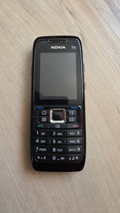 Легендарная Nokia E51 (Оригинал)