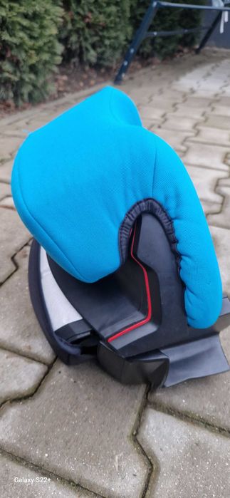 Vând un scaun auto pentru copii Cybex Pallas 2-Fix.