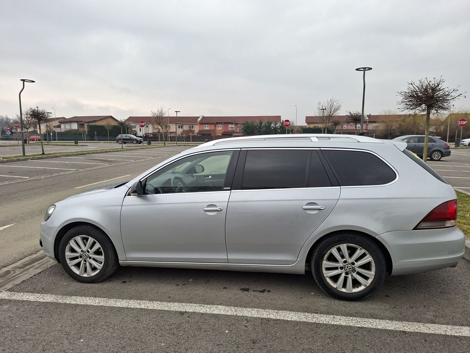 Vând VOLKSWAGEN Golf 6 model STYLE