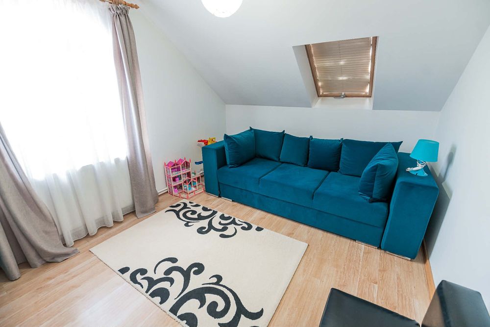 Casa de vanzare 4 camere