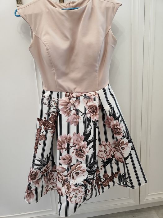 Официална дамска рокля