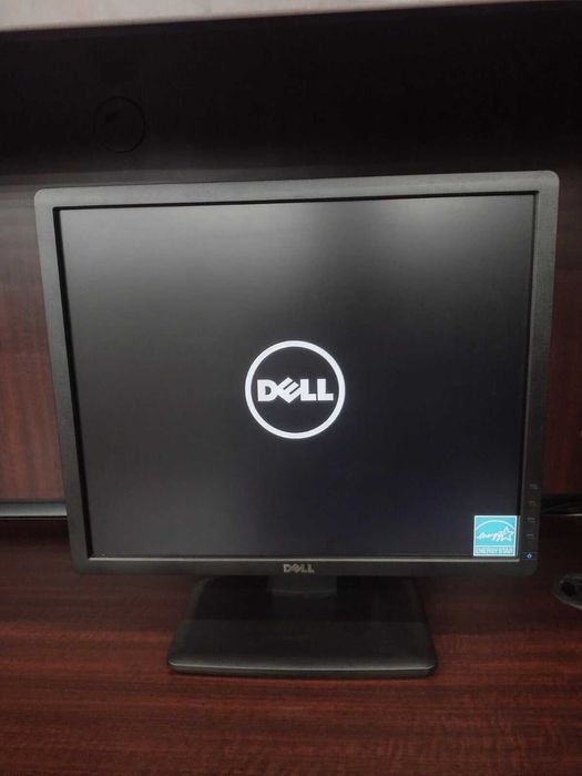 Monitor / Display DELL 19"