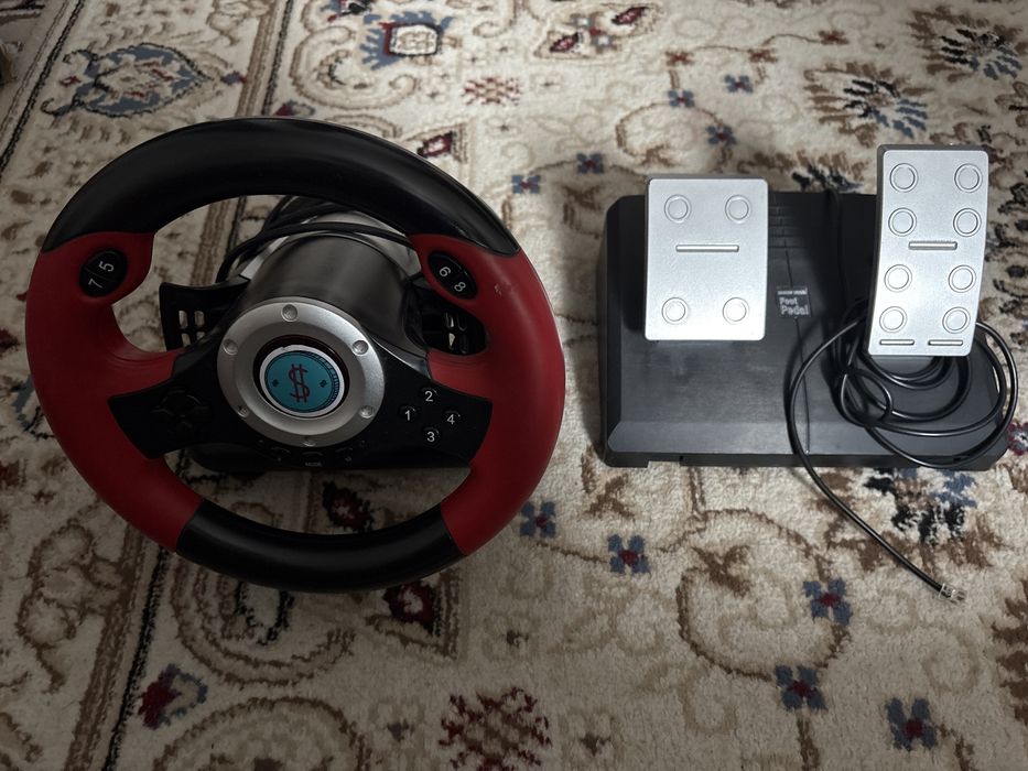 Игровой Руль с педалями