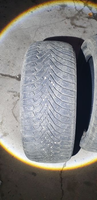 Резина зимняя 2шт