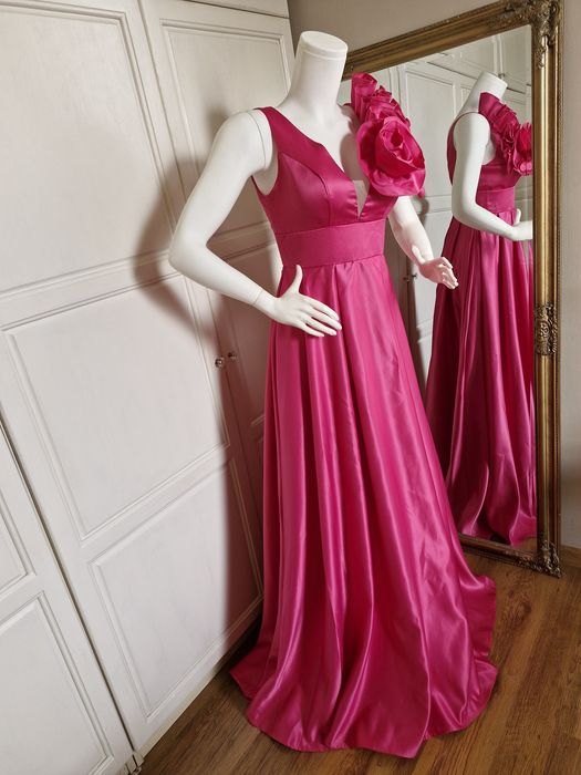 Нова дамска официална дълга рокля бална