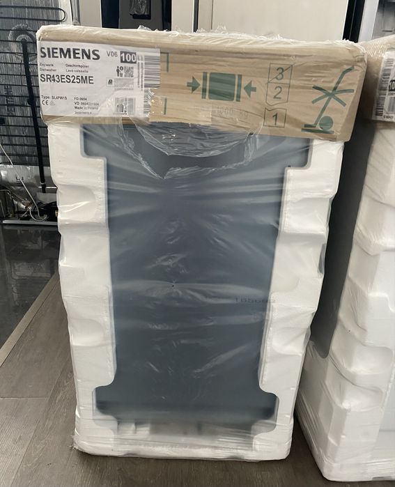 Съдомиялна за частично вграждане SIEMENS iQ300 SR43ES25ME, 10 комплекта 45 см.