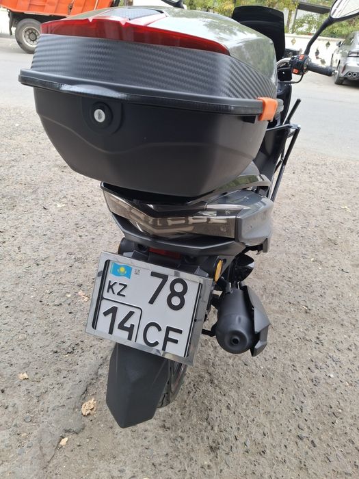 Продам  макси скутер