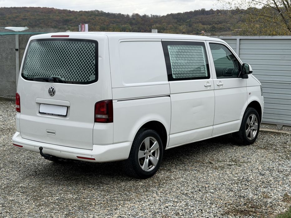 VOLKSWAGEN Transporter 2015 — imagine 4
