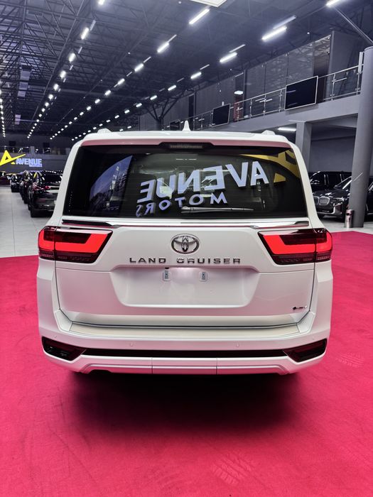 Продается Toyota LC300 3.5 hybrid