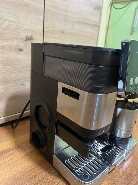 Кафемашина Ninja Luxe Café Essential ES501EU ЧИСТО НОВА