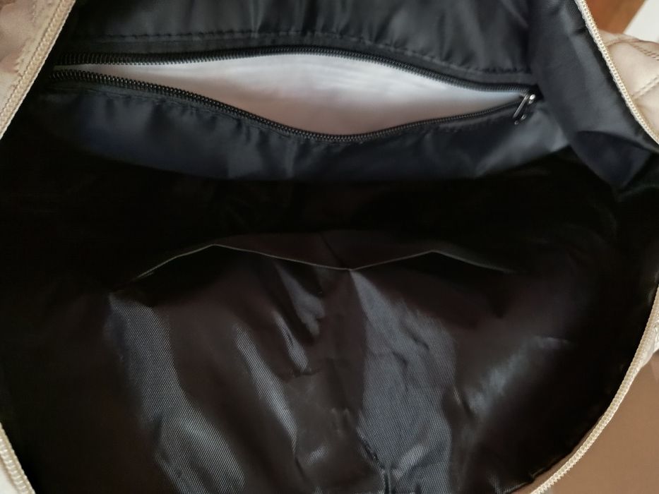 Чанта за пътуване от плат.