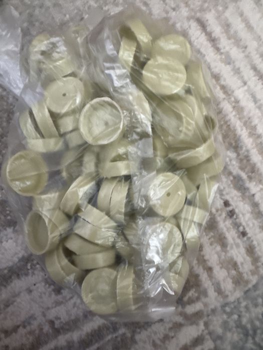 Eprubete cu picior pentru aranjamente florale