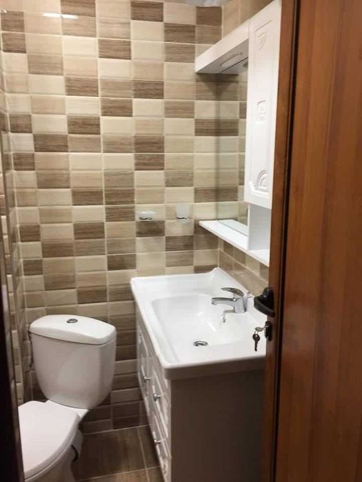 Дава се под наем Тристаен апартамент в Пловдив, Център - 110 кв.м за 714 € - Снимка #11