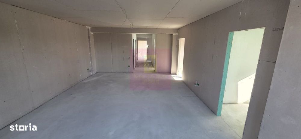 Apartament NOU cu 4 camere de vanzare in Campina