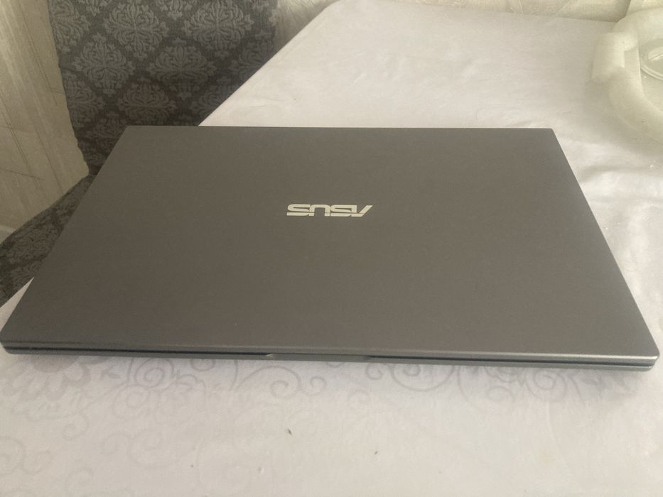 Asus x515ea core i3-1115g4,24gb ram 2022