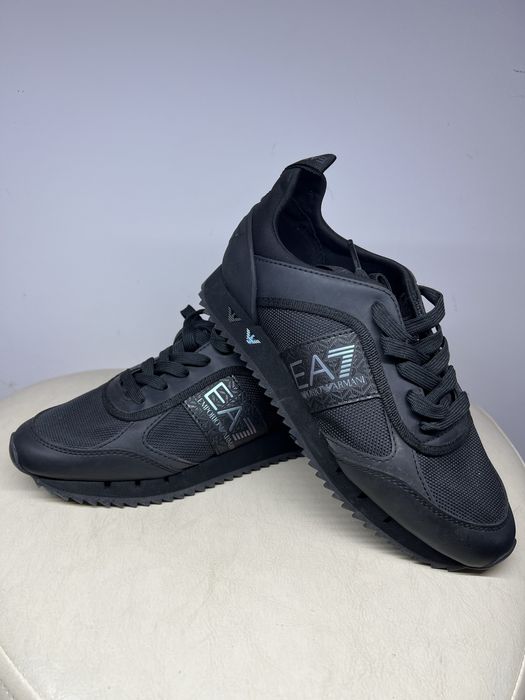 Nike Air vapormax +/  Nike Air Vapormax/ Emporio Armani EA7