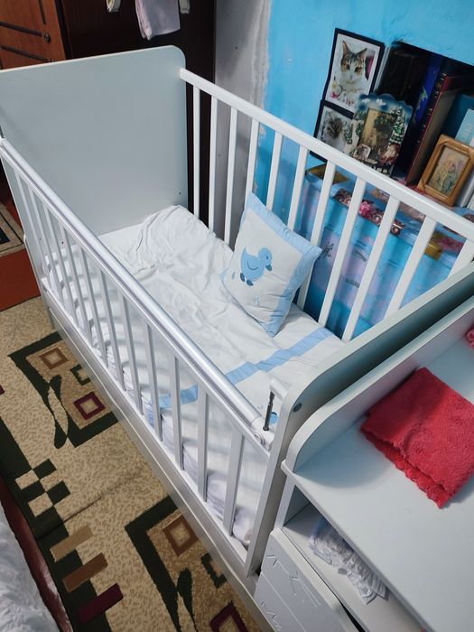 детская кровать.