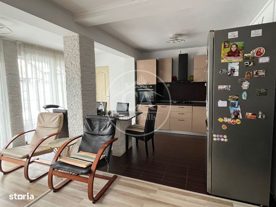 Casă de vânzare tip duplex cu 4 camere în Nojorid, Oradea.