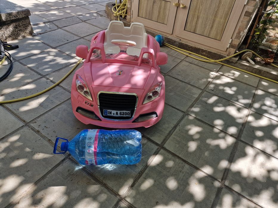 Детска кола , акумулаторна