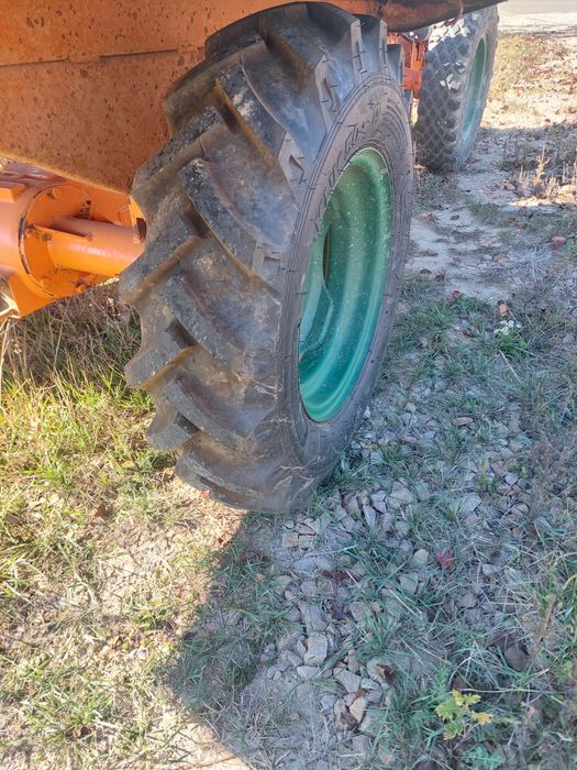 Tractoraș motocultor