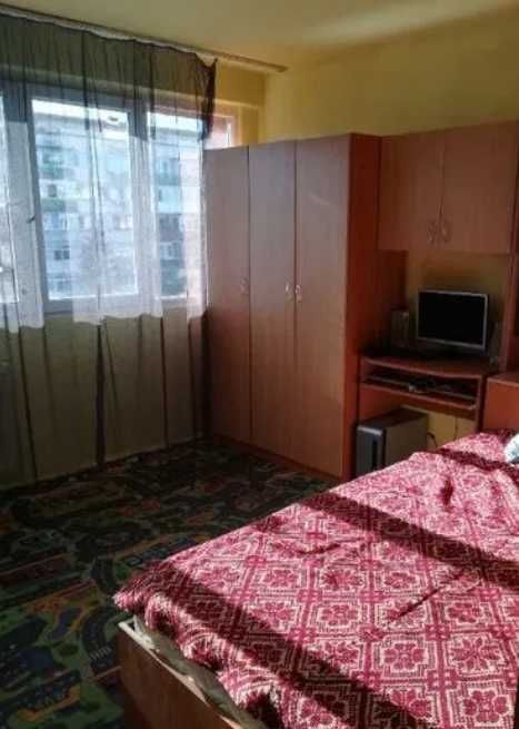 Дава се под наем Едностаен апартамент в Пловдив, Гагарин - 40 кв.м за 234.6 € - Снимка #1