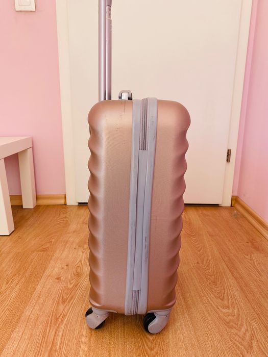 Куфар за ръчен багаж