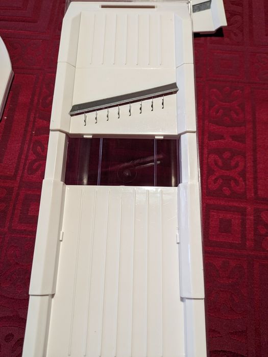 Răzătoare multifuncțională Fackermann