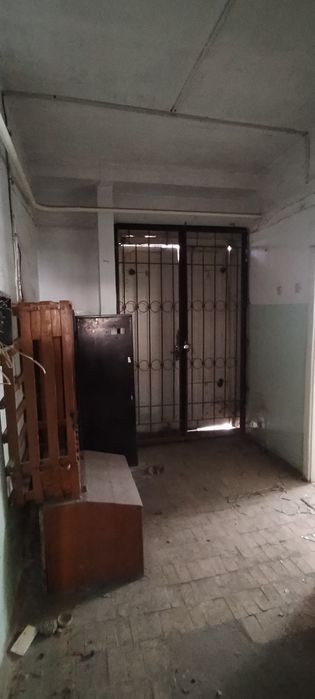 Фаргона шахар Киргули мавзеси Пеликанда жойлашганжойлашган Нотурар ж