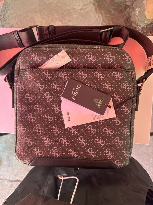 Чанта Guess Нова!