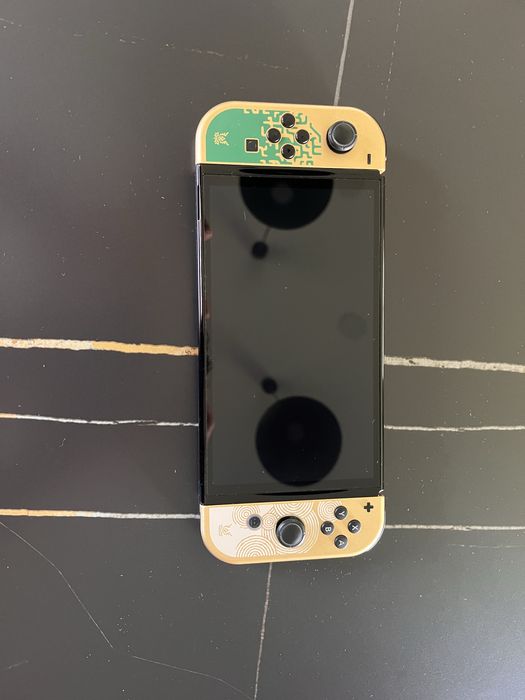 Nintendo Switch – OLED Model The Legend of Zelda™: Tears of the Kingdom Edition