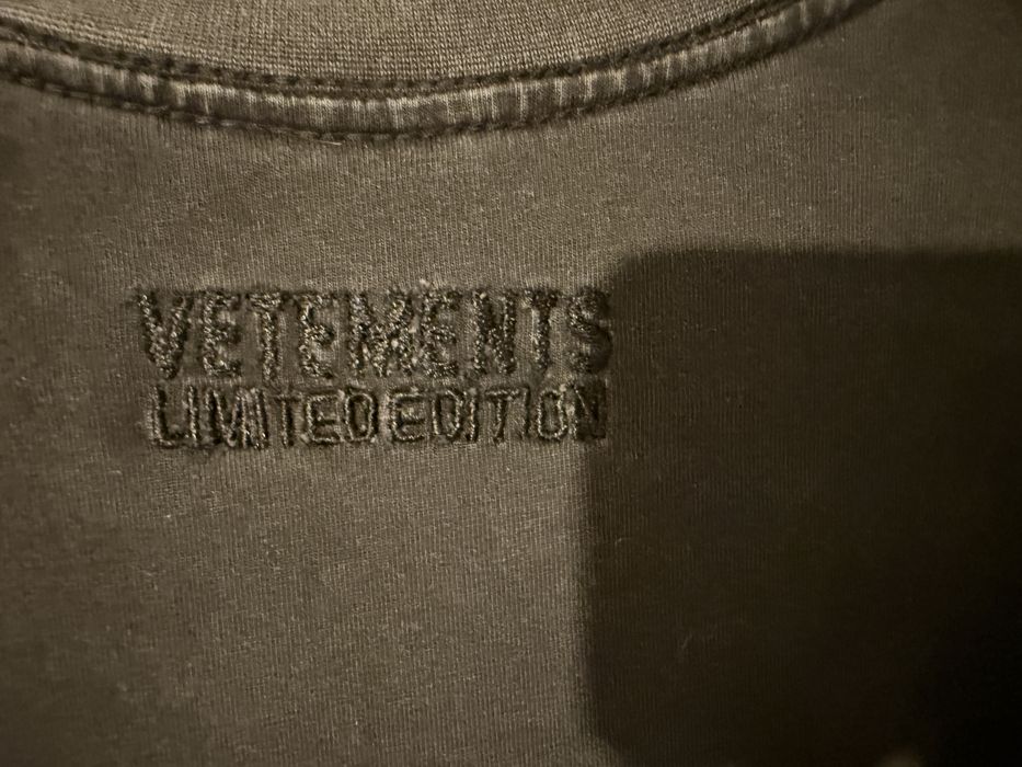 Tricou Vetements Xes