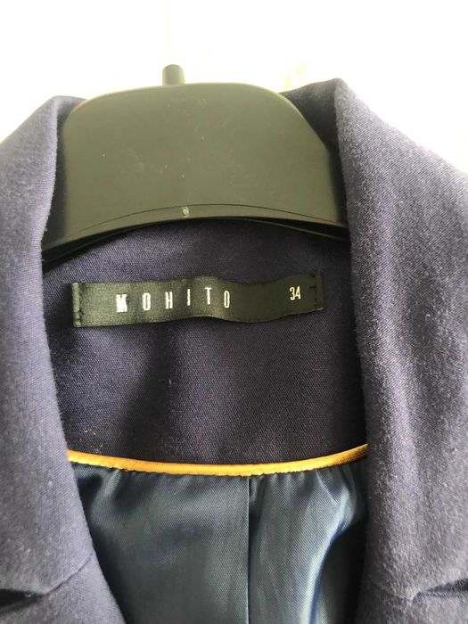 Сако от Mohito в тъмно син цвят